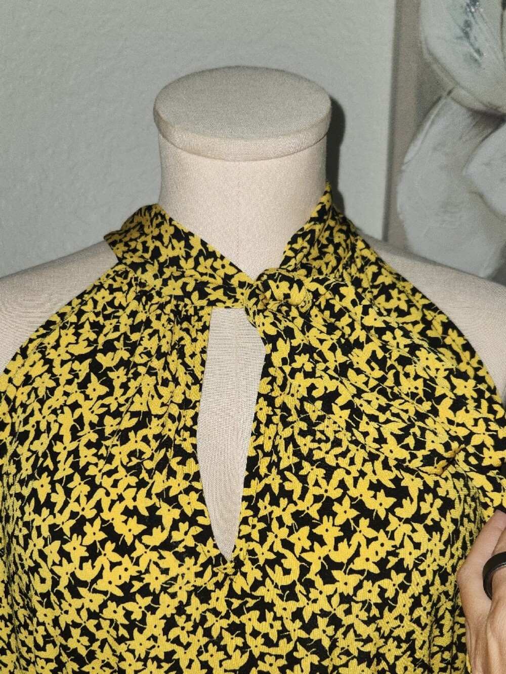 MICHAEL Michael Kors Yellow and Black Halter Floral Mini Dress - Picture 3 of 8